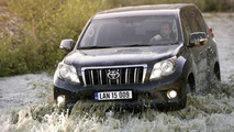 2015 Toyota Land Cruiser with 2.8-liter D-4D engine (UK-spec)