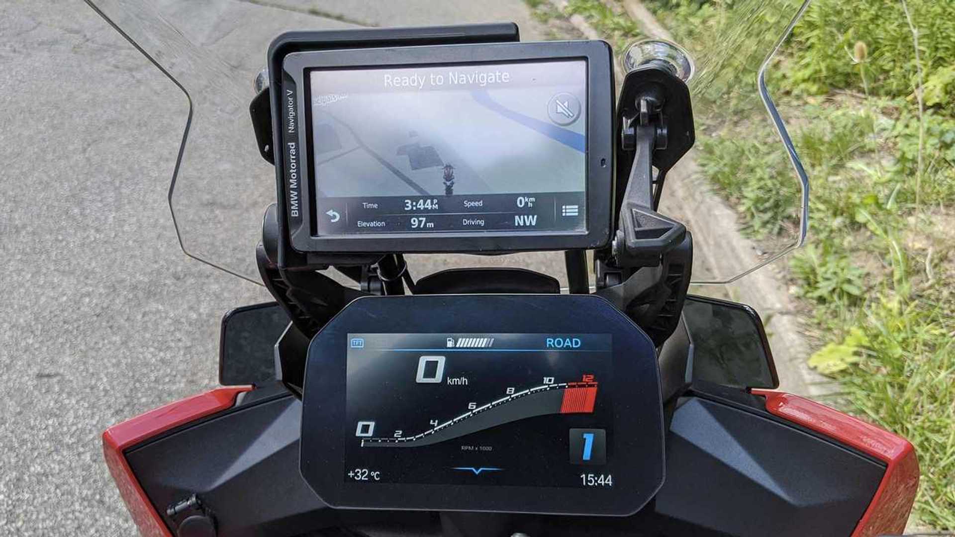 Review: 2020 BMW S 1000 XR