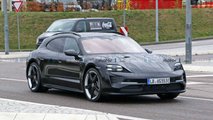 Porsche Taycan Cross Turismo (2021) praktisch ungetarnt