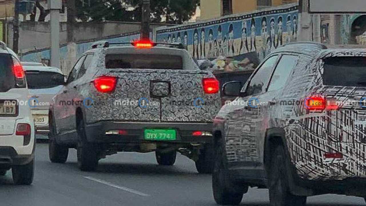 Flagra - Fiat Toro 2022