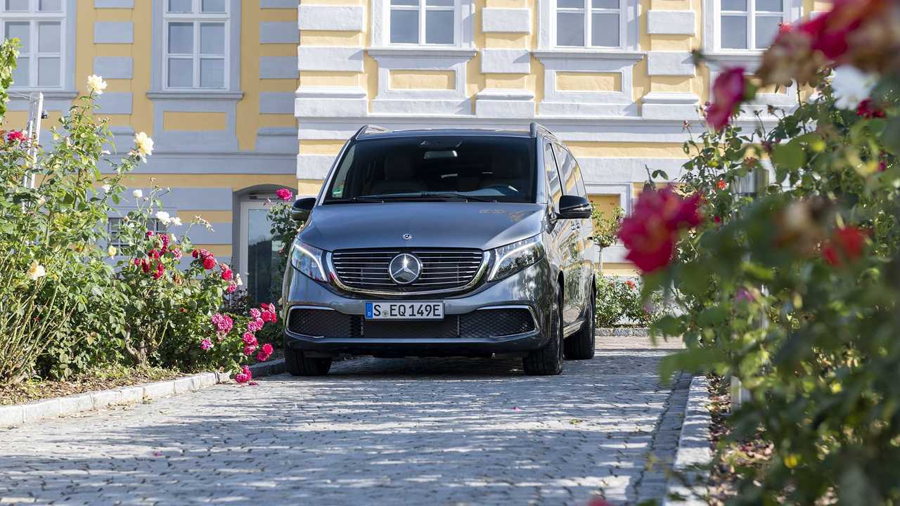 Mercedes-Benz EQV, come va in città