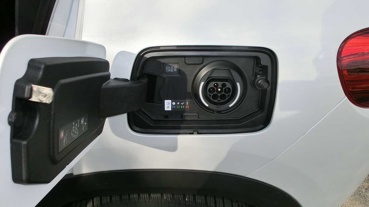 Citroen C5 Aircross Hybrid 225