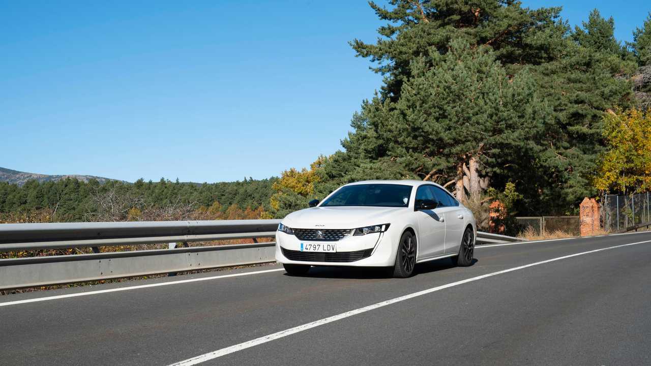 Peugeot 508 HYbrid 225 2020 primera prueba