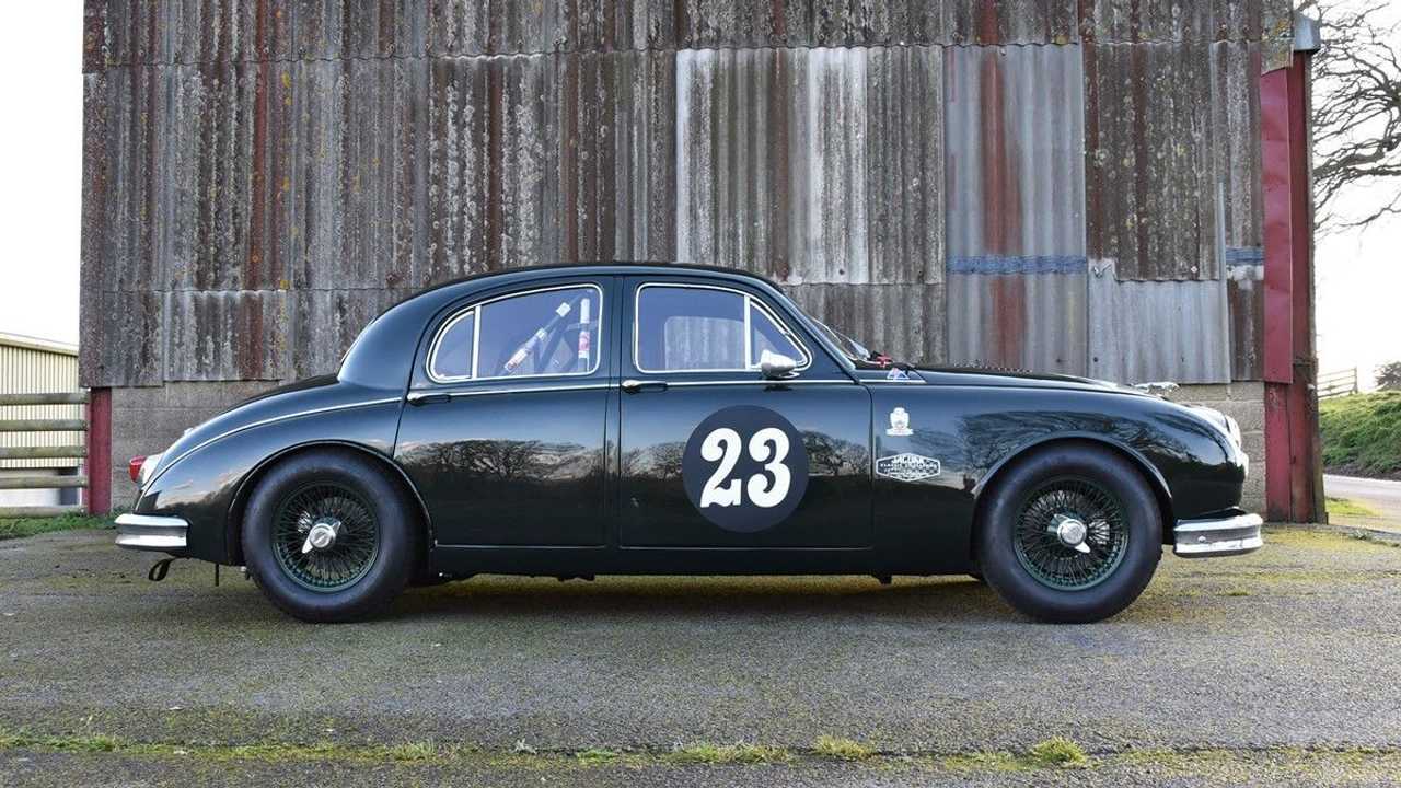 Race-ready 1959 Jaguar Mk1 could be yours