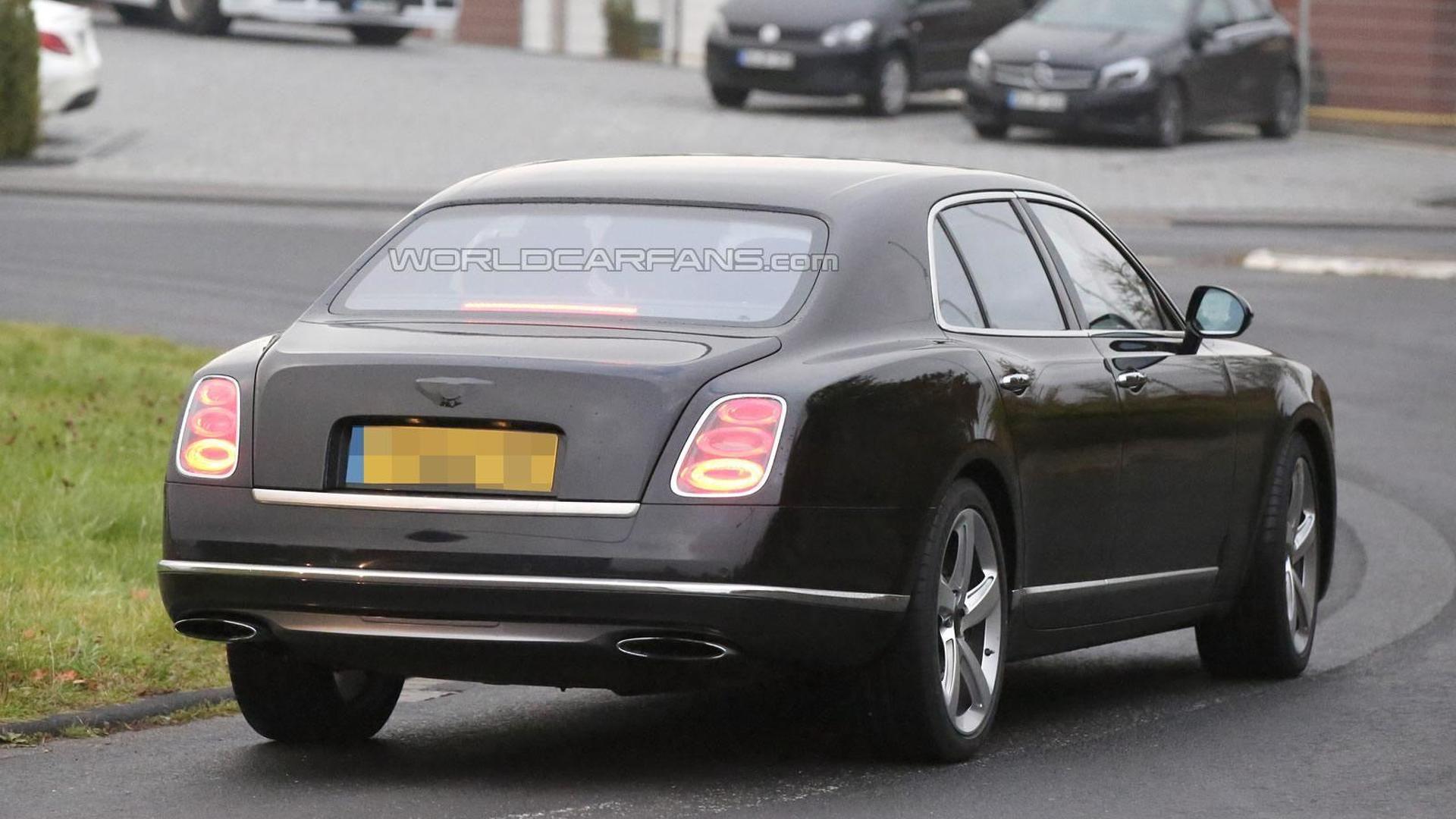 2016 Bentley Mulsanne And Long Wheelbase Caught In Motion