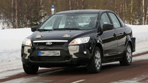 2010 Ford Focus prototype mule spy photo