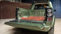 Land Rover Discovery Pickup Conversion