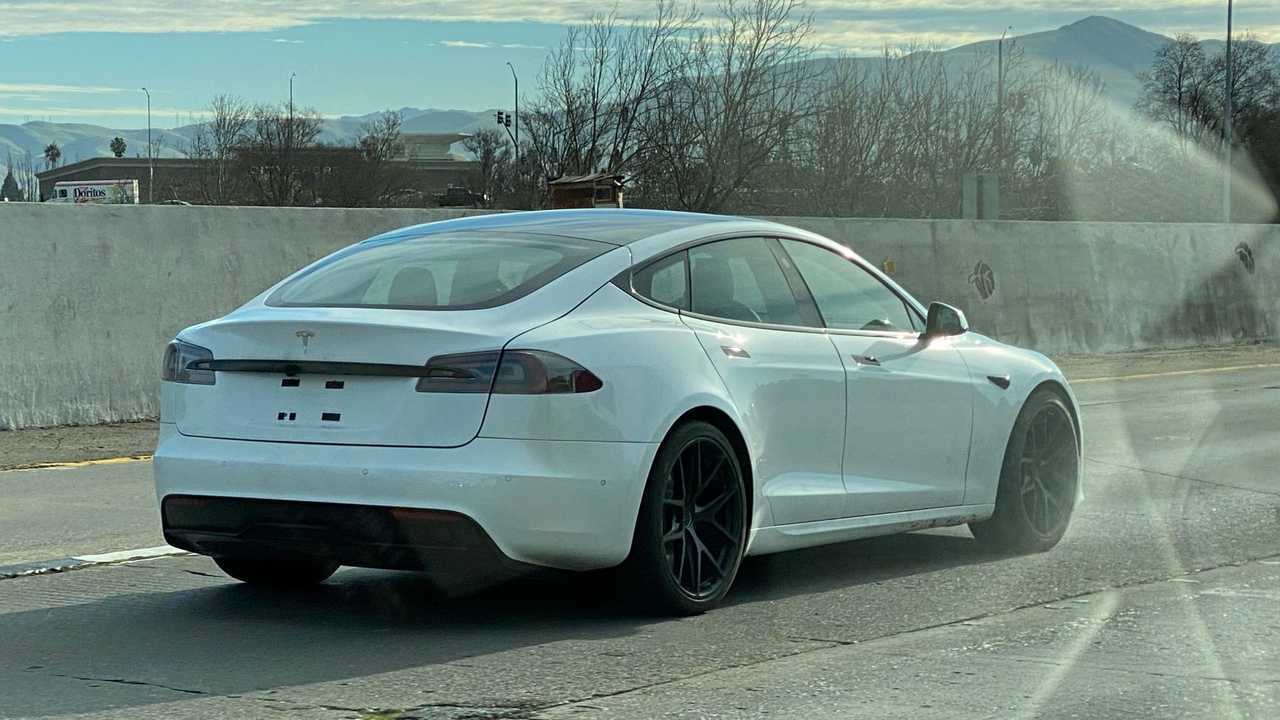 Tesla Model S Plaid