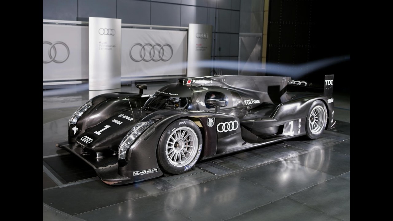 Audi lança o R18 2011, sucessor do campeão das 24 horas de Le Mans 2010