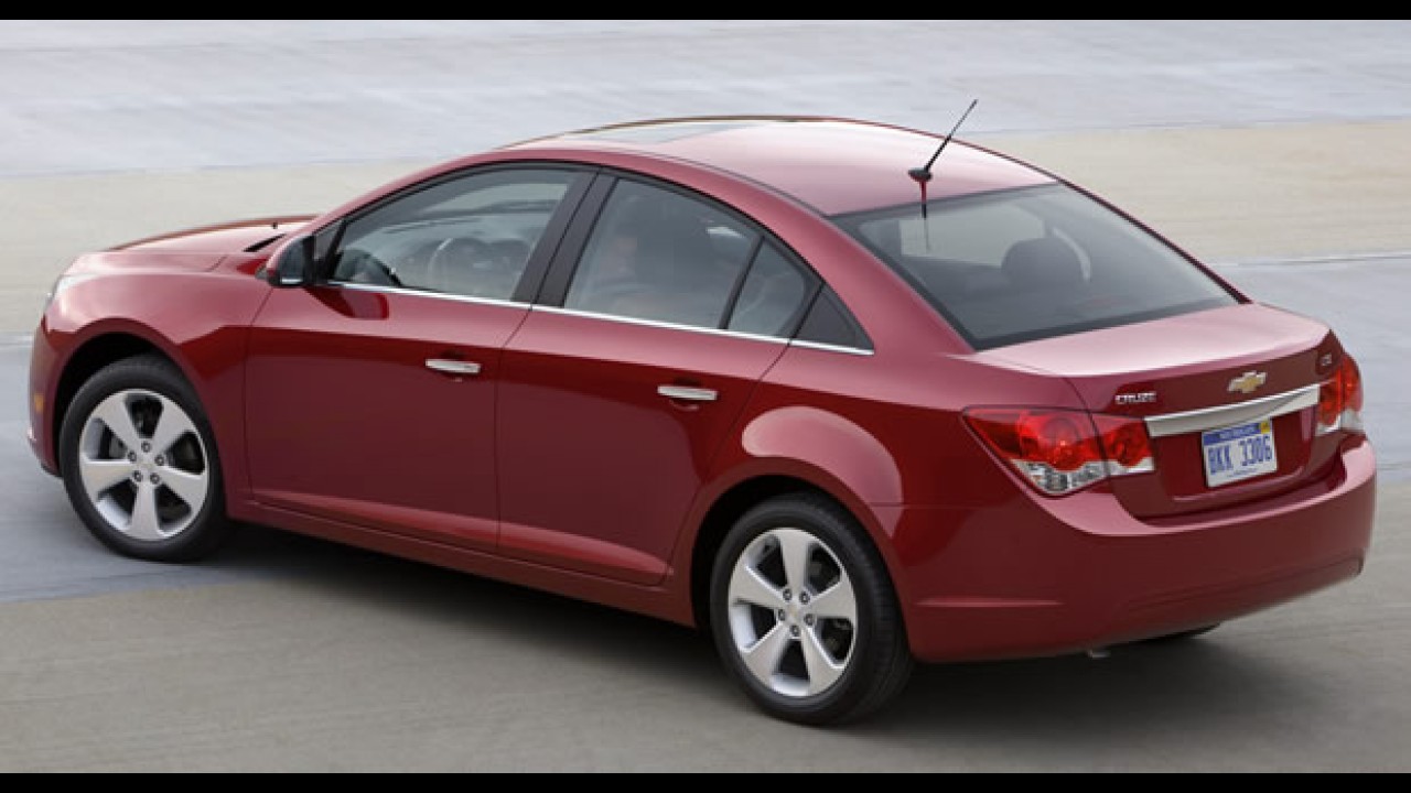 Chevrolet Cruze completo chega por R$ 45.700 na Argentina