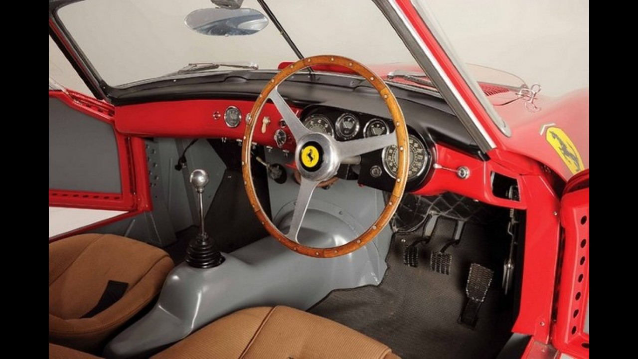 Ferrari de 1953 é vendida em leilão por US$ 12,8 milhões