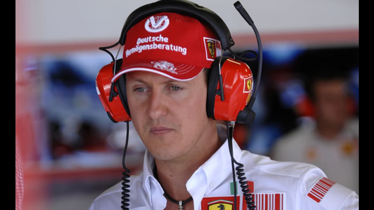 Tudo pela notícia: jornalista disfarçado de padre quase entra no quarto de Schumacher