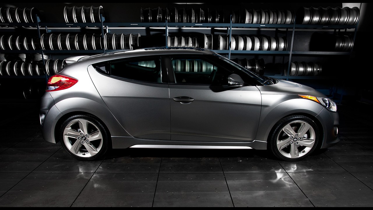 Salão de Detroit: Hyundai apresenta Veloster Turbo oficialmente - Veja fotos