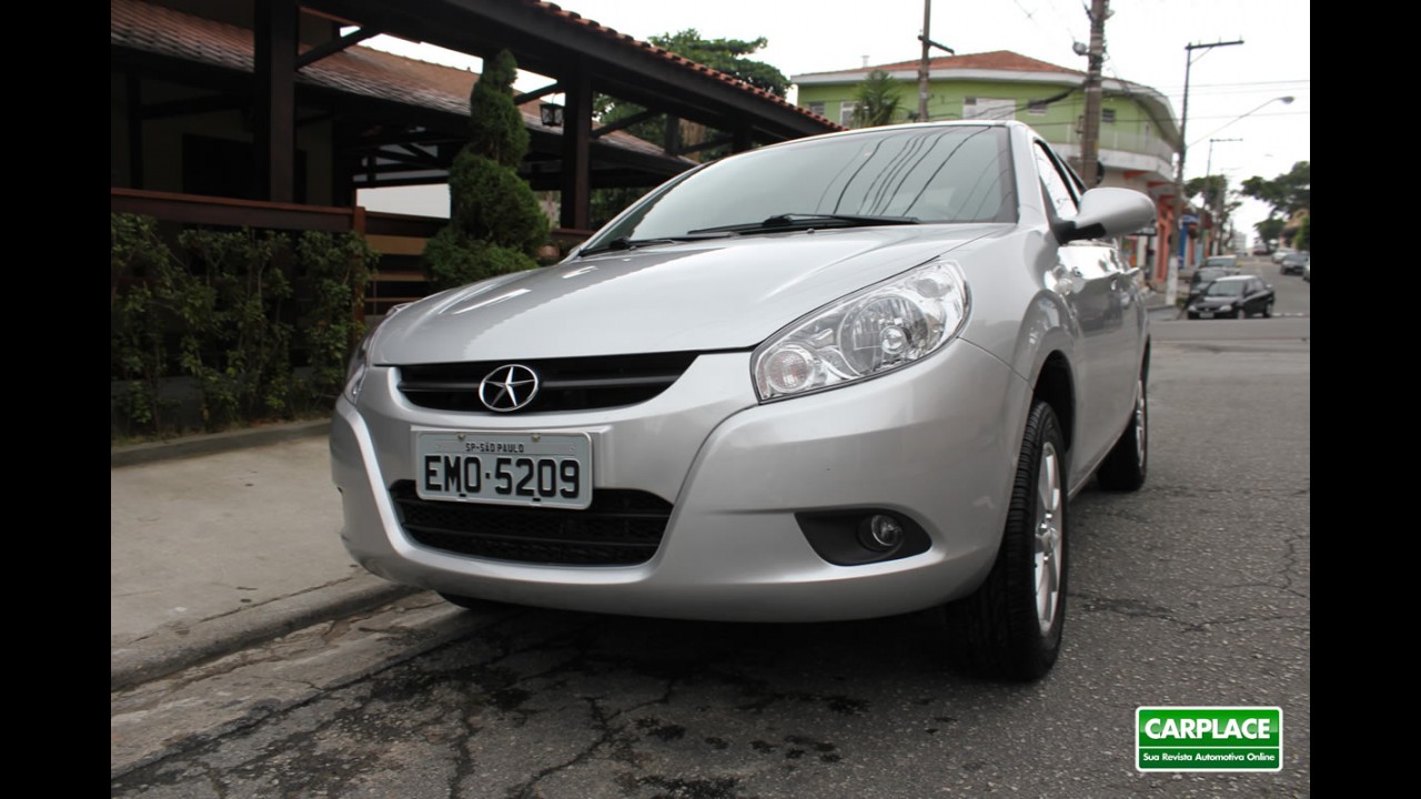 Garagem CARPLACE: Avaliação final do JAC J3 Turin