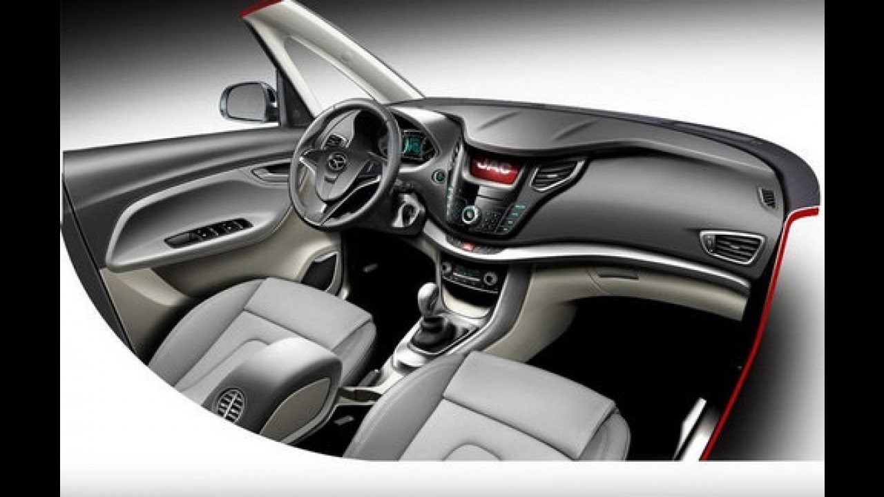 JAC Motors apresentará reestilização da minivan J6 no Salão de Pequim