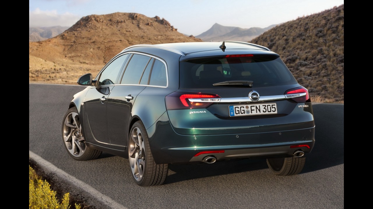 Opel atualiza visual e dá mais tecnologia ao Insignia na linha 2014
