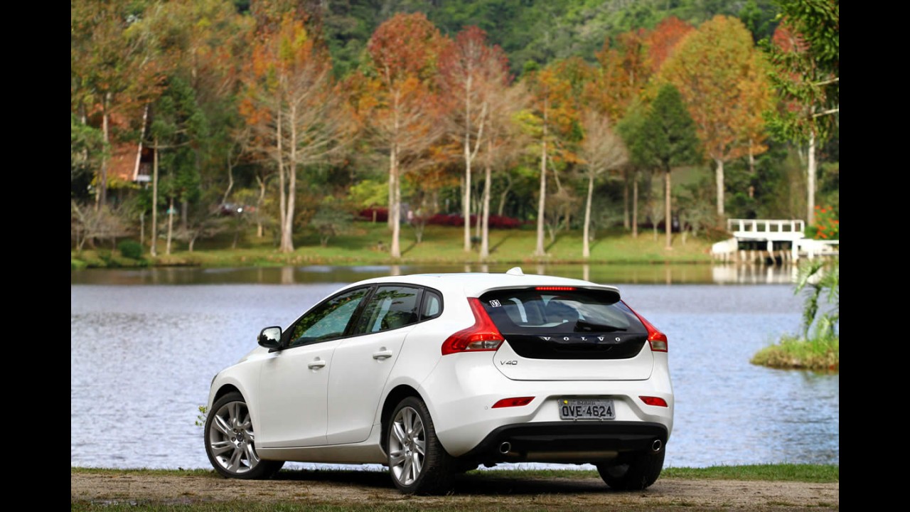 Volta rápida: Volvo V40 tem boa dinâmica, mas preço de alemão complica