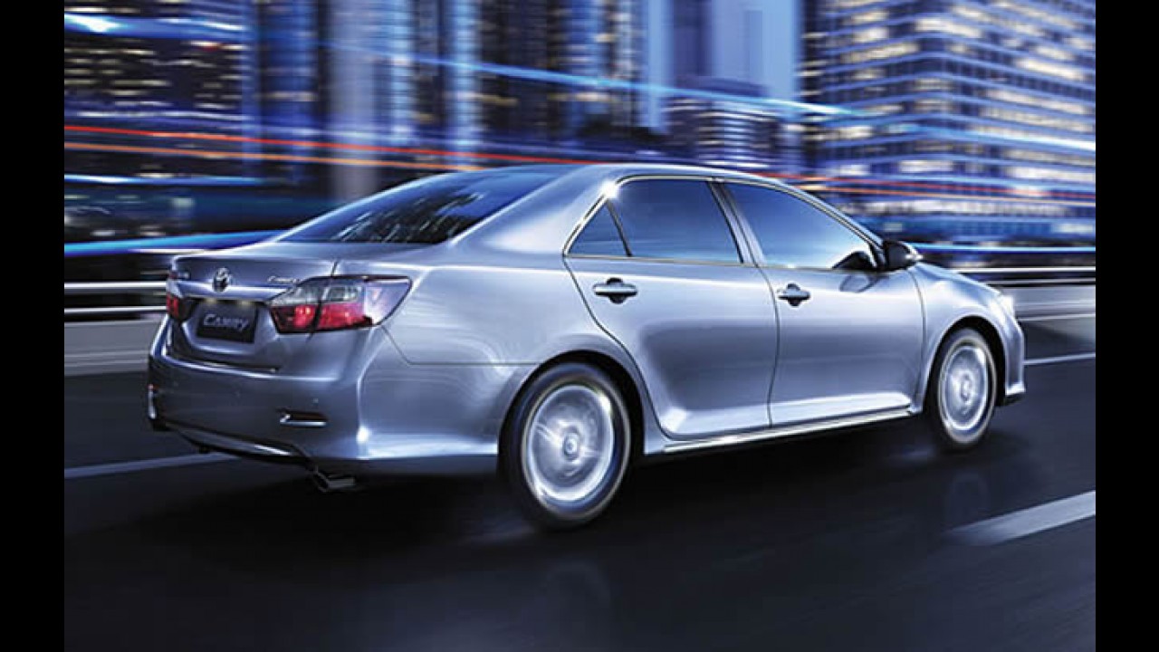 Toyota Camry ganha motor 2.0 de 148 cv na Europa