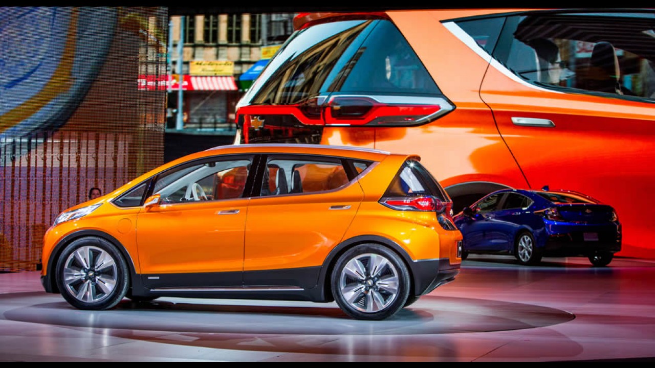 Salão de Detroit: veja as impressões do elétrico Chevrolet Bolt