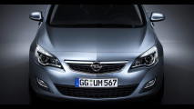 Nuova Opel Astra: interni e design