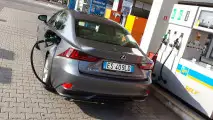 Lexus IS Hybrid Luxury, test di consumo reale Roma-Forlì
