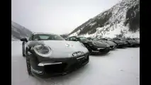 Porsche 911 alla Porsche Sport Driving School Ice 2012