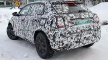 Fiat 600, le prime foto spia dell'erede della 500X