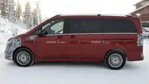 Makyajlı Mercedes-Benz EQV Casus Fotoğrafları
