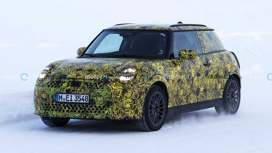 New Mini hatch with combustion engine spied winter testing in Sweden