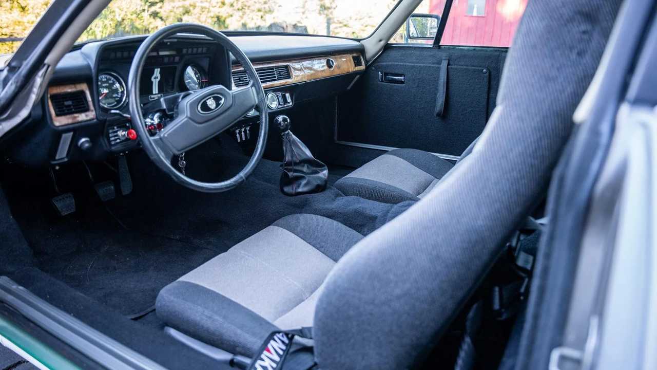 Jaguar XJS con chasis de Camaro Z28