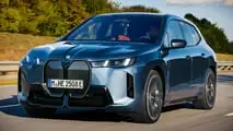 BMW iX xDrive60 (2025)