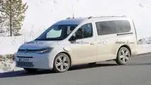 Volkswagen Caddy eHybrid 2023, le foto-spia