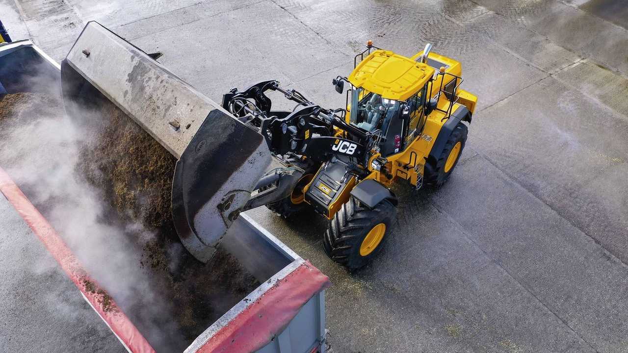 JCB lancia la pala gommata 457S