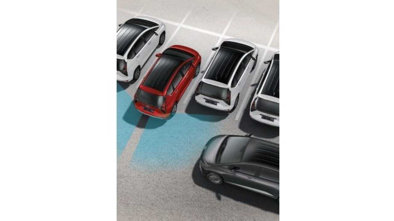 Rear Cross Traffic Collision Avoidance Assist