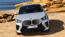 BMW iX2 xDrive30 (2024) im Test