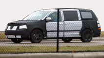 2008 Chrysler Voyager (Dodge Caravan) Spy Photo