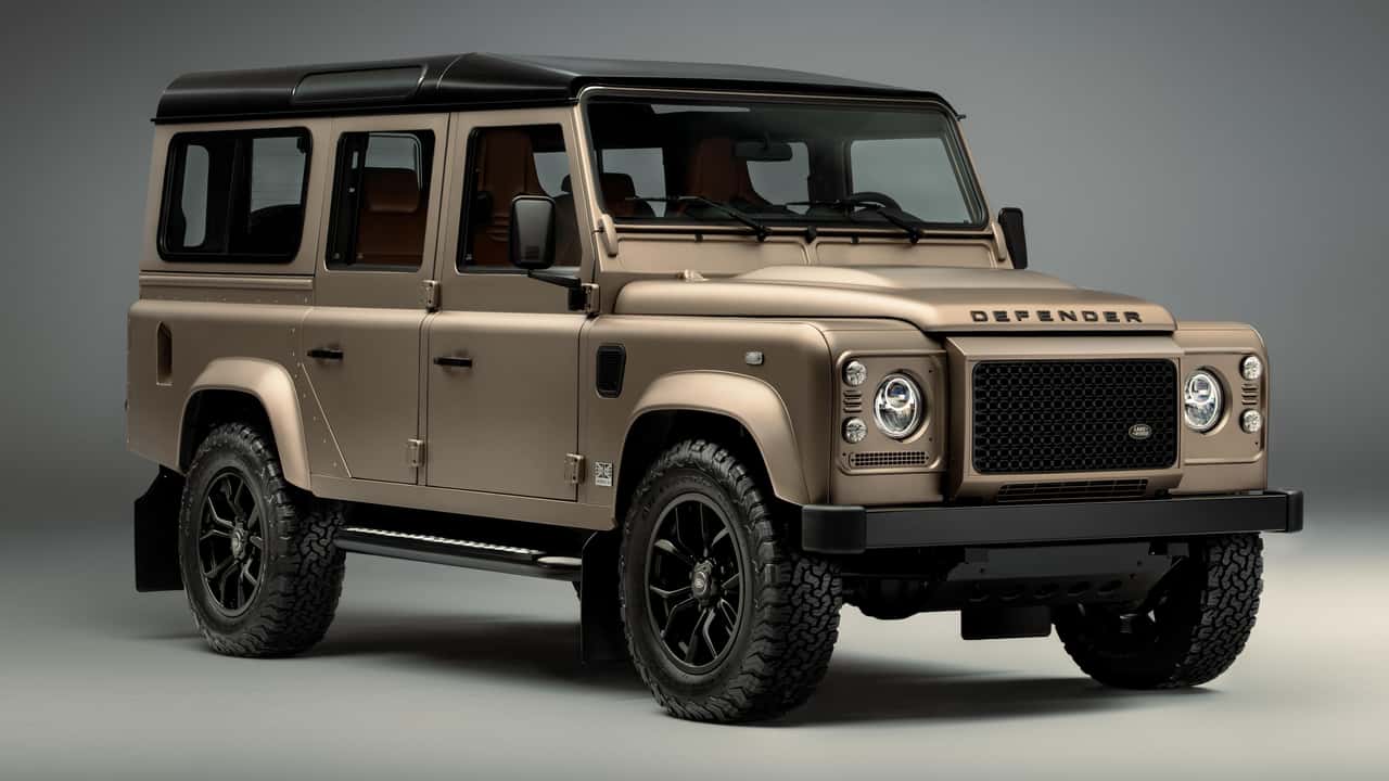 Land Rover Spends 300 Hours Painting a Classic Defender V-8
