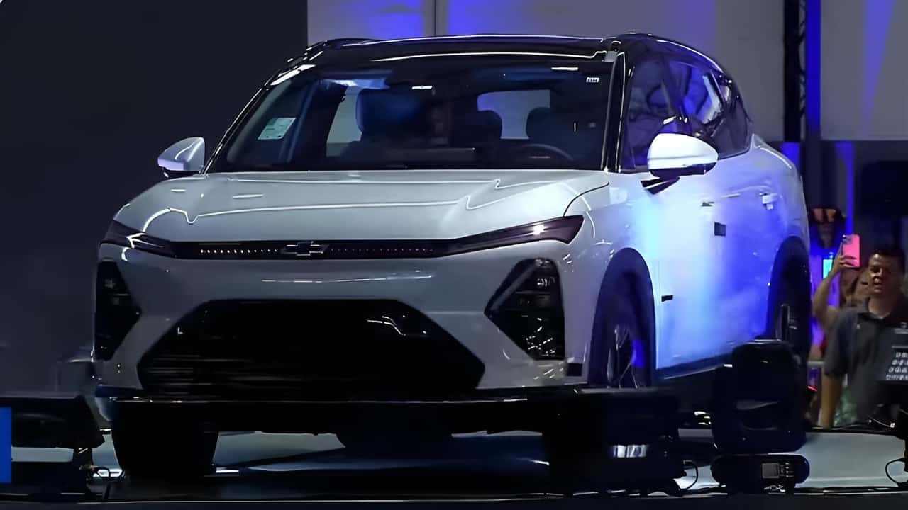 Chevrolet confirma produção do Captiva EV no Ceará após início do Spark