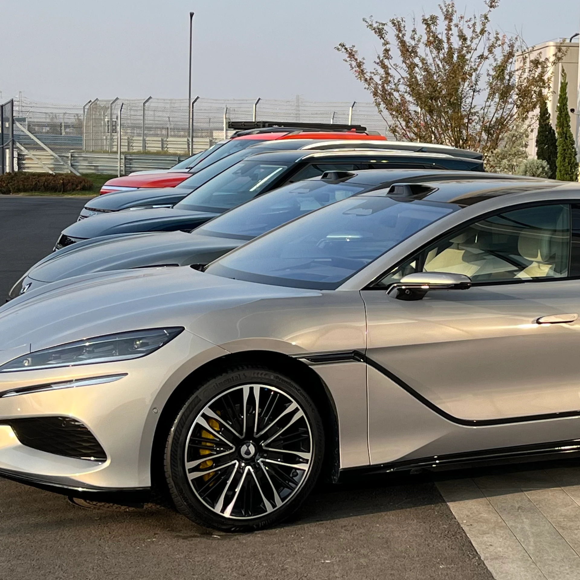Denza Z9 GT: guiamos a perua elétrica de 965 cv que estará no