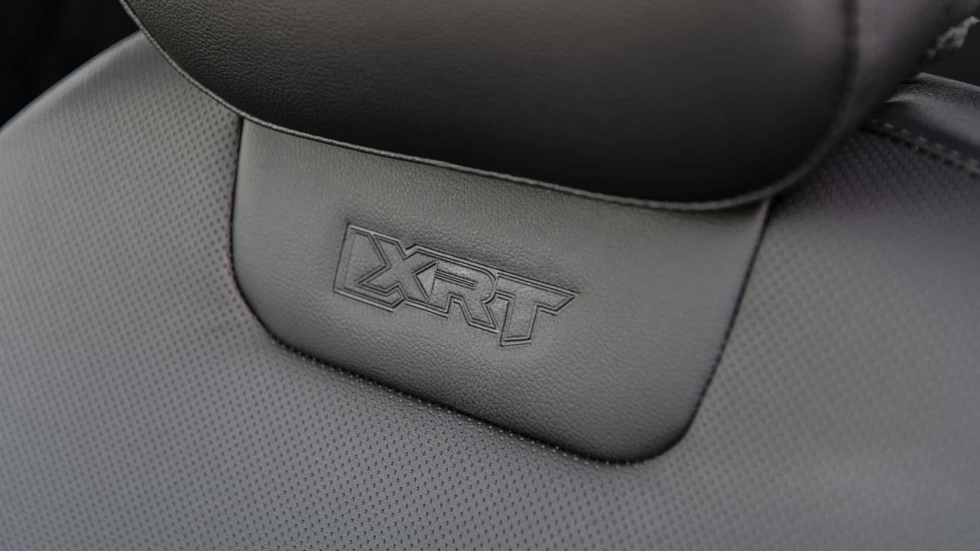 https://cdn.motor1.com/images/mgl/XBY60v/s1/2025-hyundai-santa-cruz-xrt.jpg