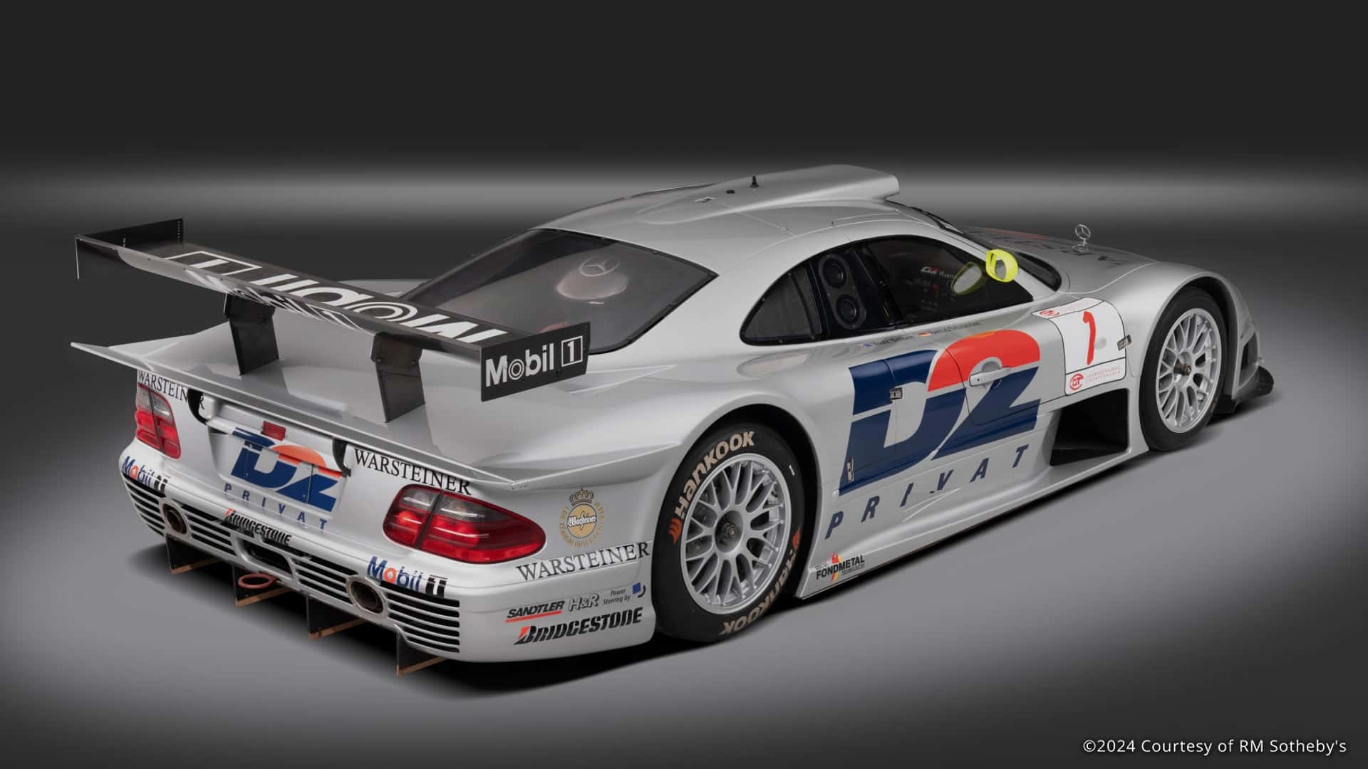 【新品】 Mercedes CLK-GTR Une Mercedes CLK GTR GT1 rare mise en vente