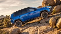 2027 Jeep Cherokee Trailhawk