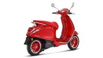 2022 (Vespa Elettrica) RED - Rear, Right