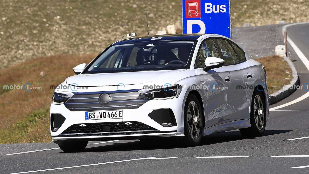 Foto di puke berlina elettrica Volkswagen Aero B