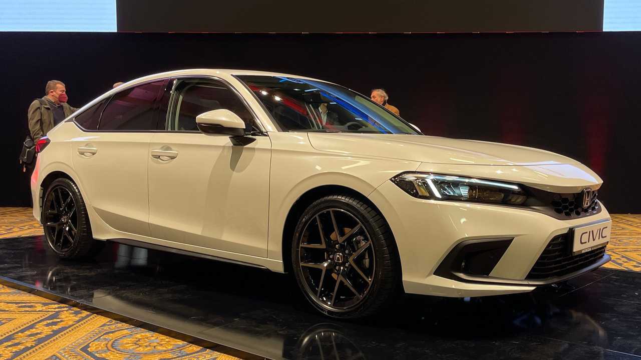 Honda Civic 2022 dal vivo