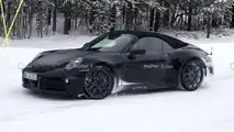 Porsche 911 Cabrio facelift spy photo (side view)