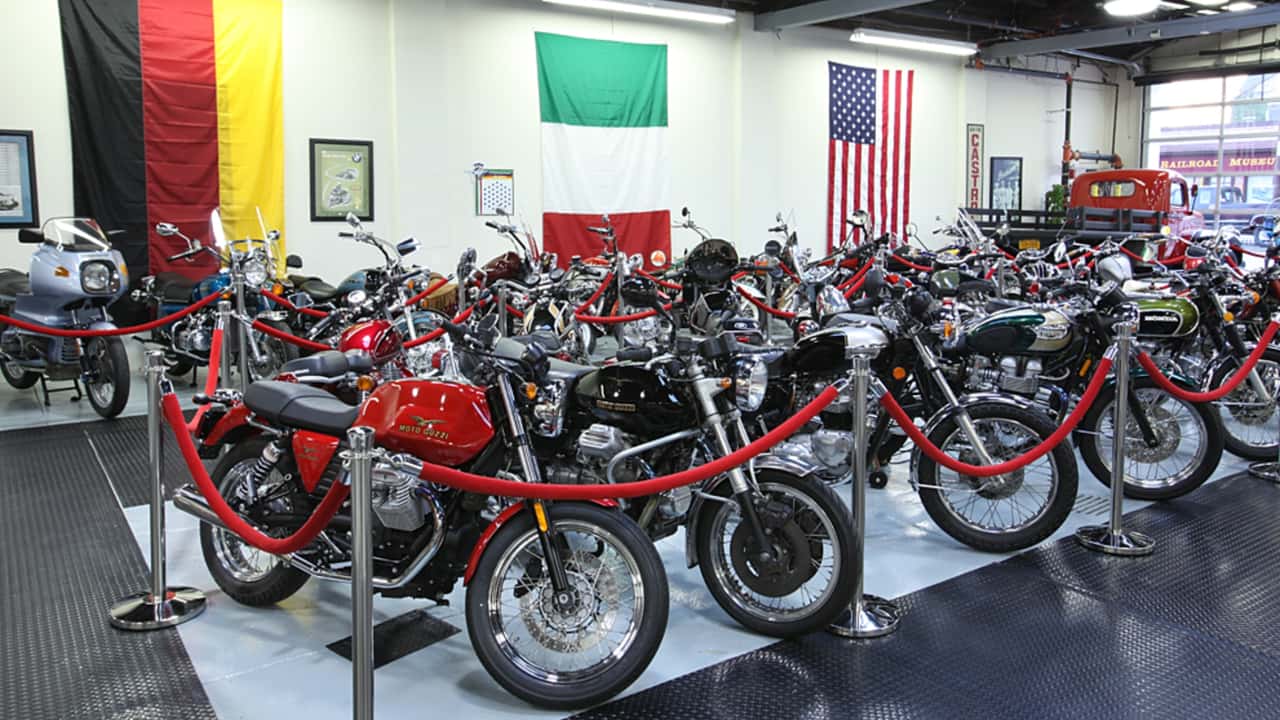 Billy Joel’s Closing Down His Motorcycle Shop, Health Problems To Blame
