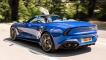 Aston Martin Vanquish Volante (2025) in Morpheus Blue