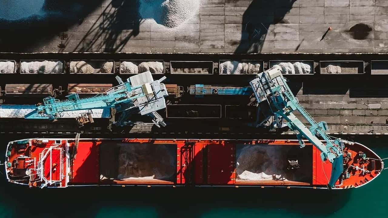  Fertilizzanti: dazi UE sospesi e 100 milioni per le aziende agricole