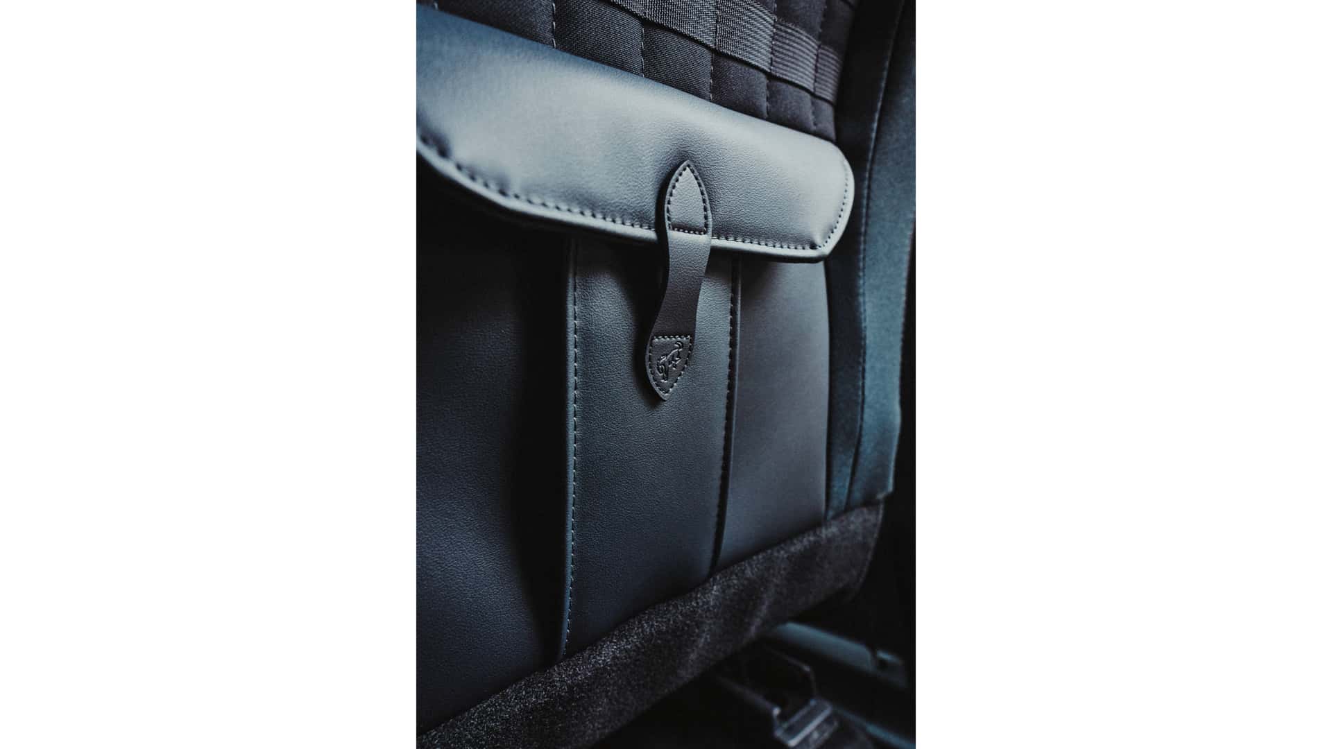 https://cdn.motor1.com/images/mgl/XBzK3l/s1/2027-ford-bronco-filson.jpg